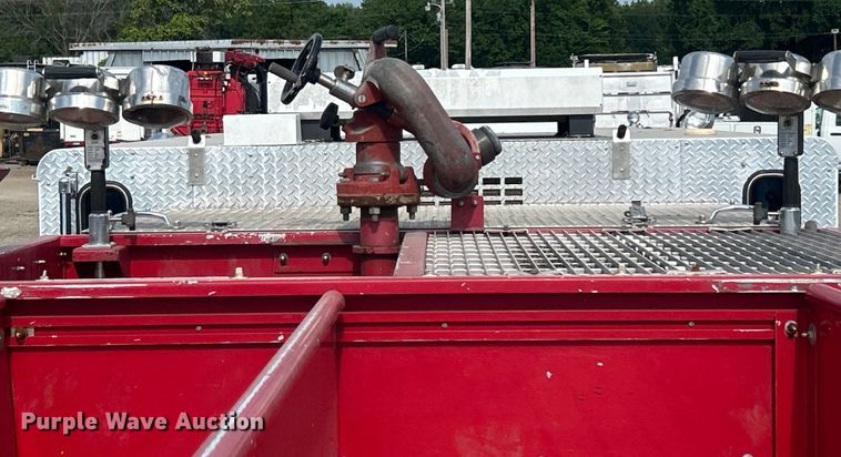 image for item EG0726 1991 Pierce Mfg. pumper fire truck