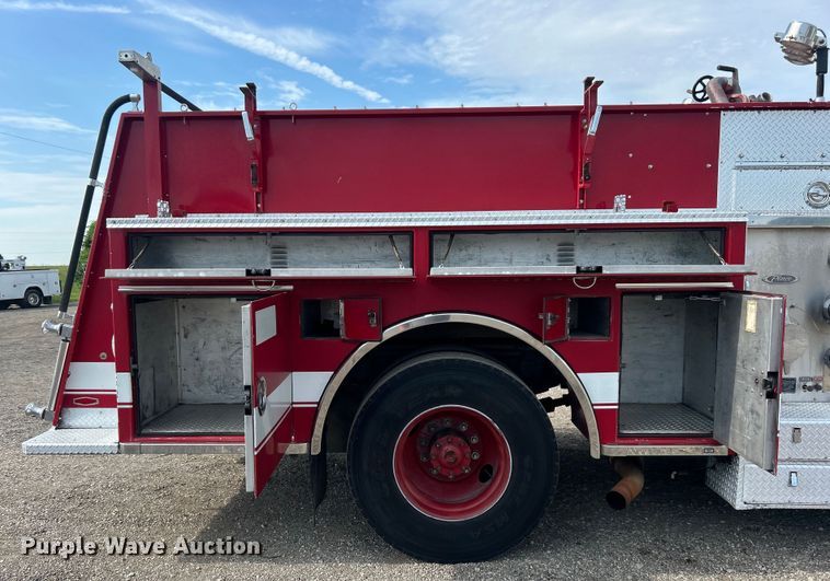 image for item EG0726 1991 Pierce Mfg. pumper fire truck