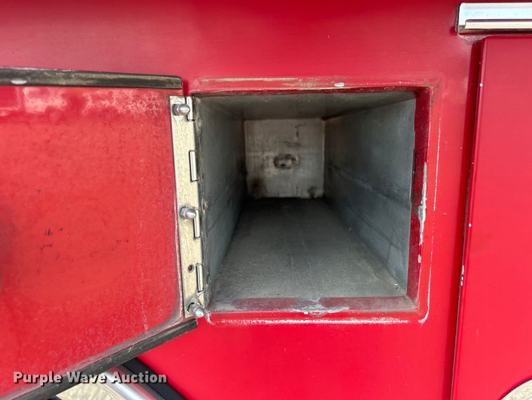 image for item EG0726 1991 Pierce Mfg. pumper fire truck