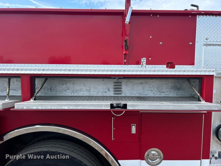 image for item EG0726 1991 Pierce Mfg. pumper fire truck