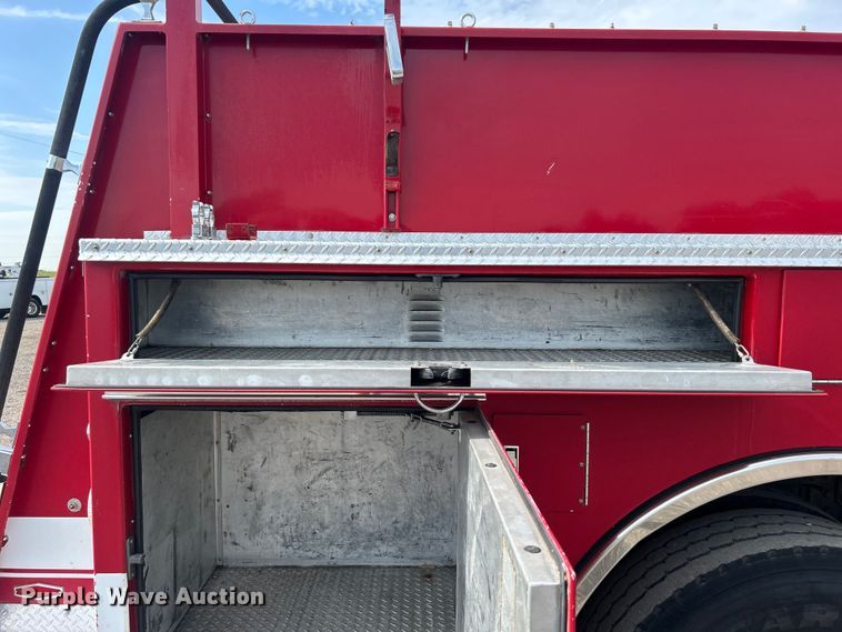 image for item EG0726 1991 Pierce Mfg. pumper fire truck