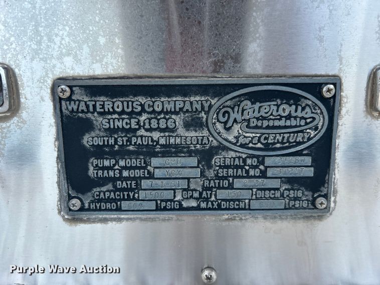 image for item EG0726 1991 Pierce Mfg. pumper fire truck