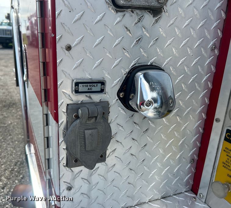 image for item EG0726 1991 Pierce Mfg. pumper fire truck