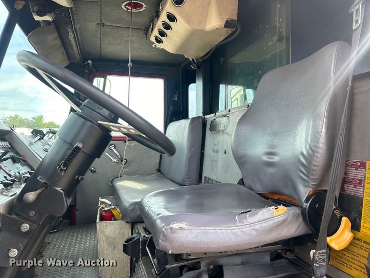 image for item EG0726 1991 Pierce Mfg. pumper fire truck