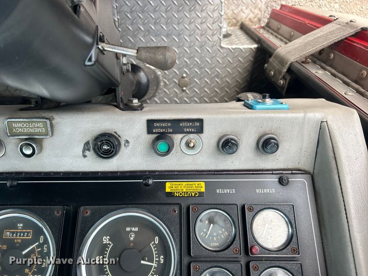 image for item EG0726 1991 Pierce Mfg. pumper fire truck