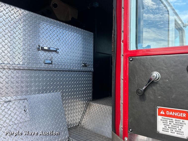 image for item EG0726 1991 Pierce Mfg. pumper fire truck