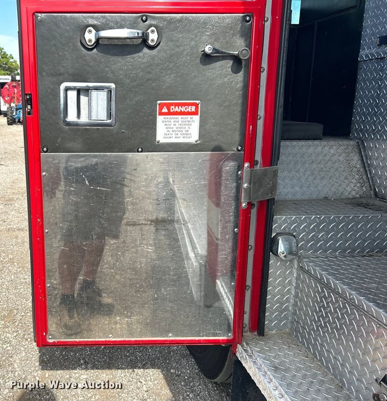 image for item EG0726 1991 Pierce Mfg. pumper fire truck