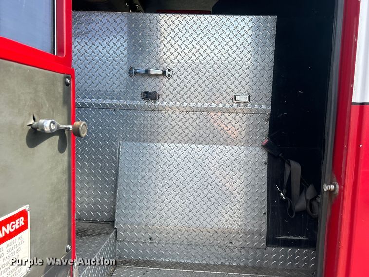 image for item EG0726 1991 Pierce Mfg. pumper fire truck