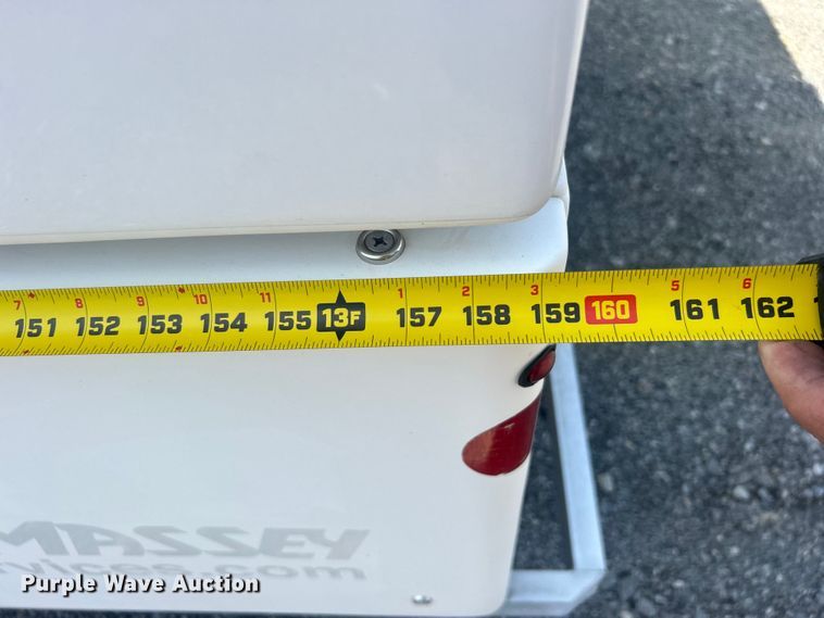 image for item EG0729 2014 Isuzu NPR sprayer truck 