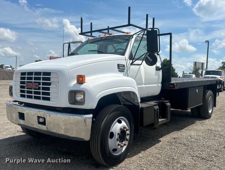 image for item EG0730 1997 GMC C6500 winch truck