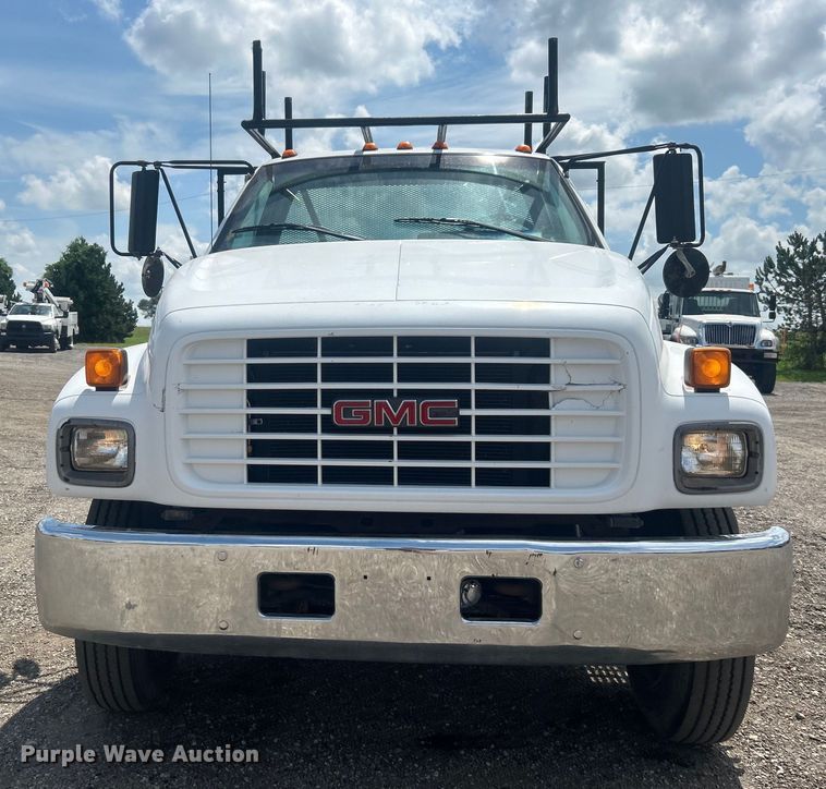 image for item EG0730 1997 GMC C6500 winch truck