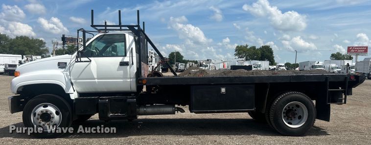 image for item EG0730 1997 GMC C6500 winch truck