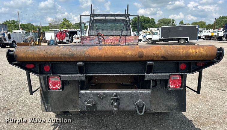 image for item EG0730 1997 GMC C6500 winch truck