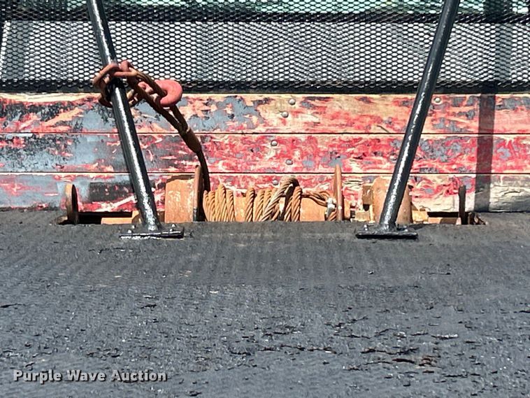 image for item EG0730 1997 GMC C6500 winch truck