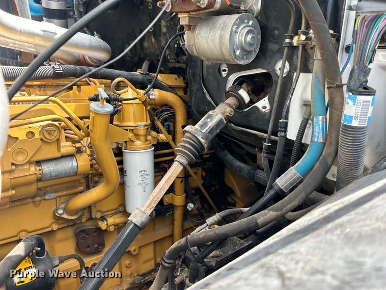 image for item EG0730 1997 GMC C6500 winch truck