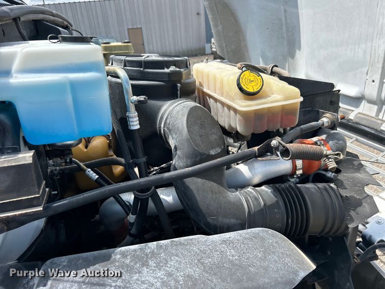 image for item EG0730 1997 GMC C6500 winch truck