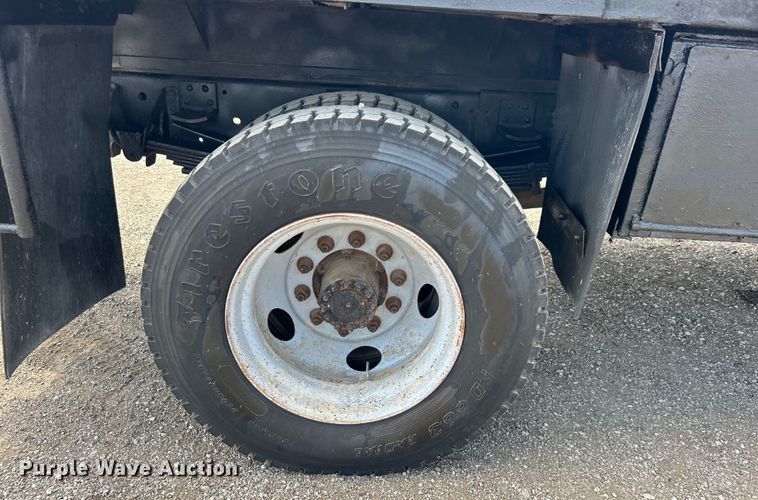 image for item EG0730 1997 GMC C6500 winch truck