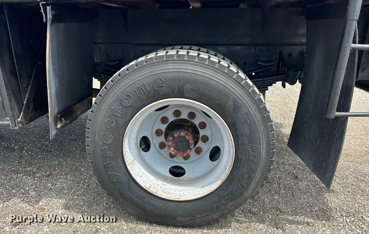 image for item EG0730 1997 GMC C6500 winch truck