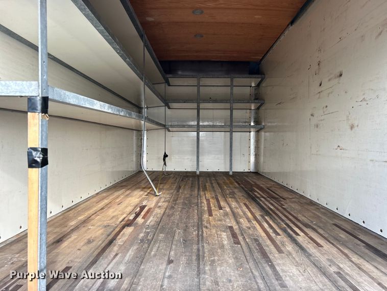 image for item EG0733 2017 Ford F550 Super Duty box truck