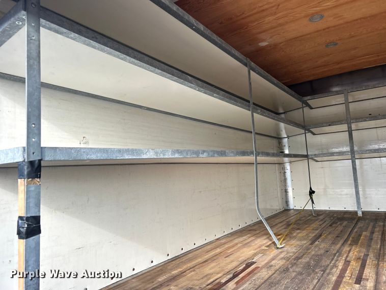 image for item EG0733 2017 Ford F550 Super Duty box truck