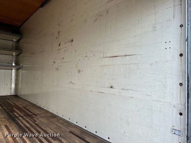 image for item EG0733 2017 Ford F550 Super Duty box truck