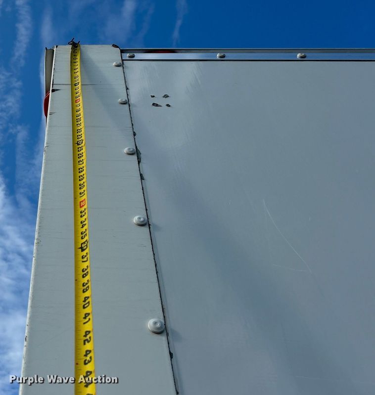 image for item EG0733 2017 Ford F550 Super Duty box truck