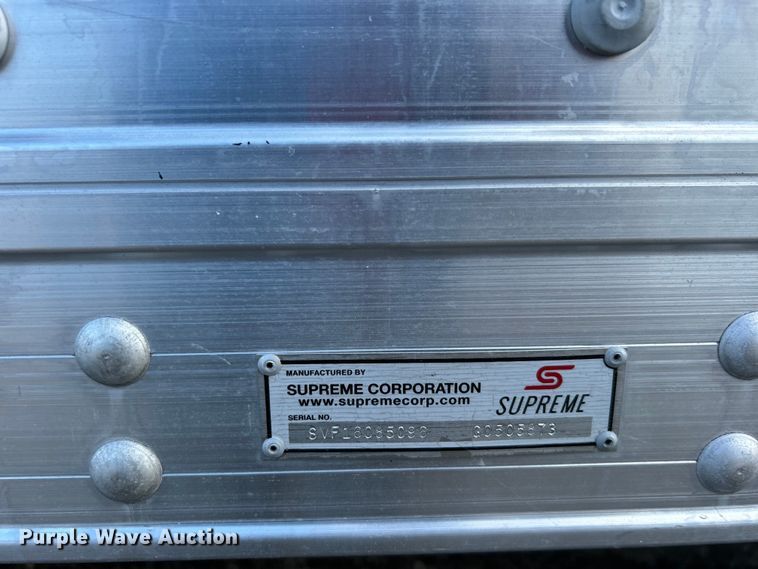 image for item EG0733 2017 Ford F550 Super Duty box truck