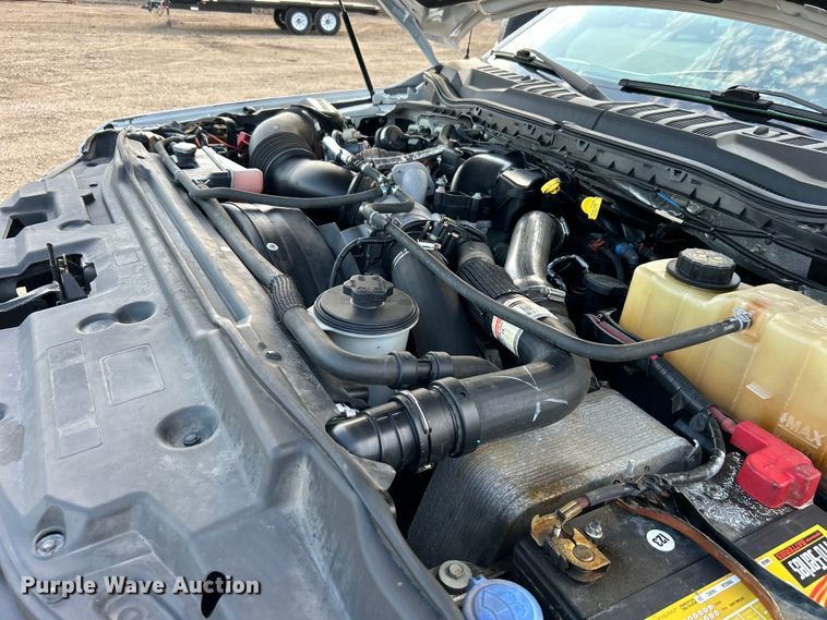 image for item EG0733 2017 Ford F550 Super Duty box truck