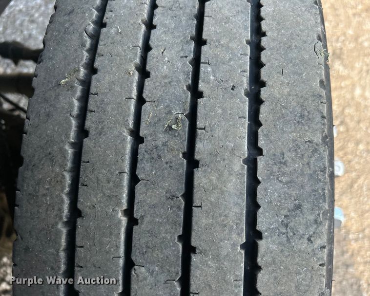 image for item EG0733 2017 Ford F550 Super Duty box truck