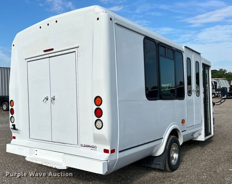 image for item EG0734 2018 Ford  E450 Super Duty  shuttle bus