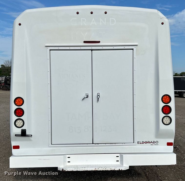 image for item EG0734 2018 Ford  E450 Super Duty  shuttle bus