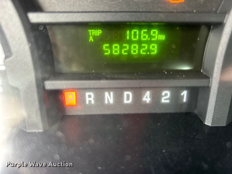 image for item EG0734 2018 Ford  E450 Super Duty  shuttle bus