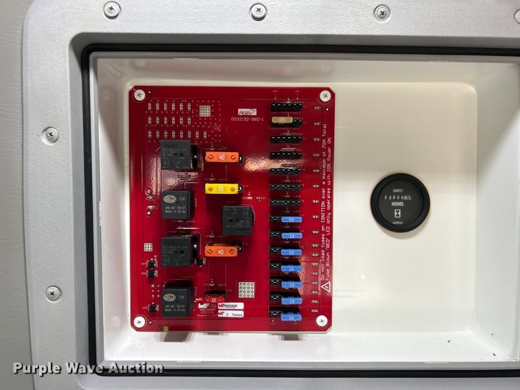 image for item EG0734 2018 Ford  E450 Super Duty  shuttle bus