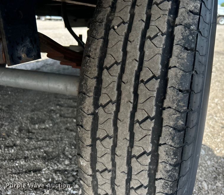 image for item EG0737 2017 YVES Chamberland, Inc. utility trailer