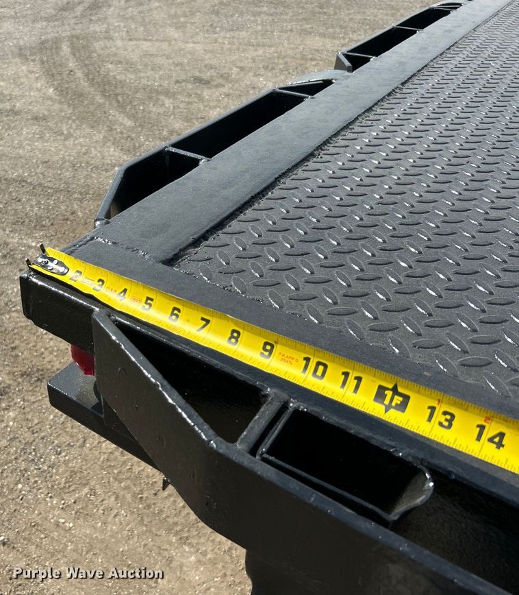 image for item EG0738 2005 Kenworth T300 flatbed truck