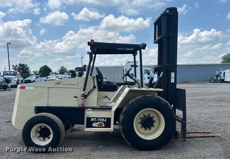 image for item EG0740 Ingersoll Rand RT-706J forklift