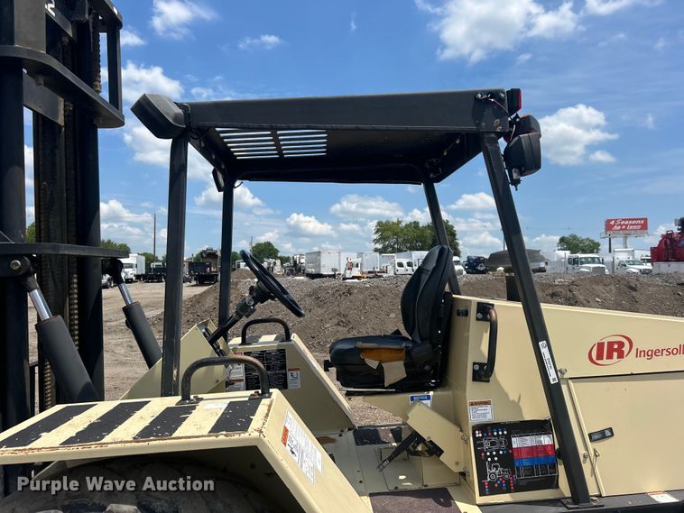 image for item EG0740 Ingersoll Rand RT-706J forklift