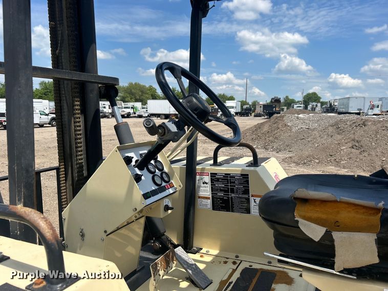 image for item EG0740 Ingersoll Rand RT-706J forklift