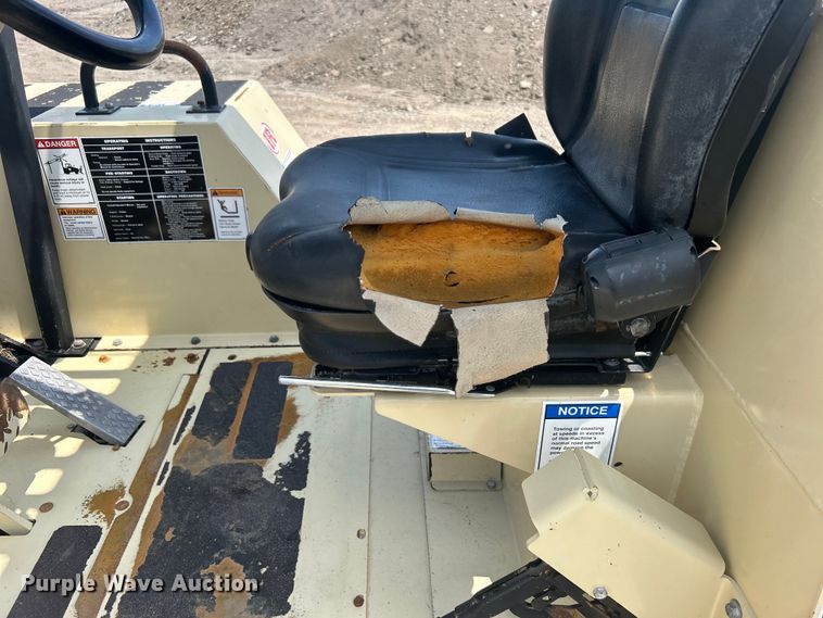 image for item EG0740 Ingersoll Rand RT-706J forklift