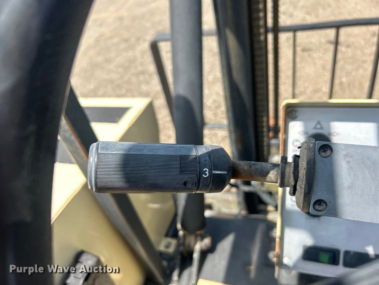 image for item EG0740 Ingersoll Rand RT-706J forklift