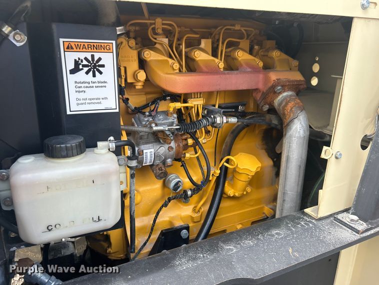 image for item EG0740 Ingersoll Rand RT-706J forklift