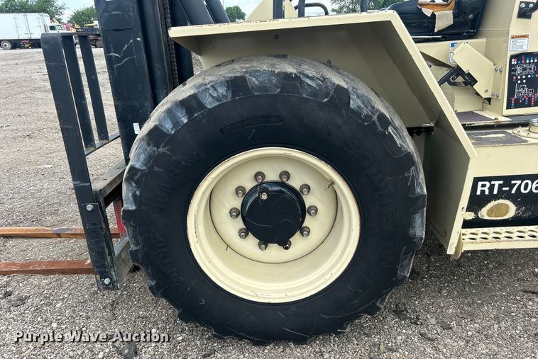 image for item EG0740 Ingersoll Rand RT-706J forklift