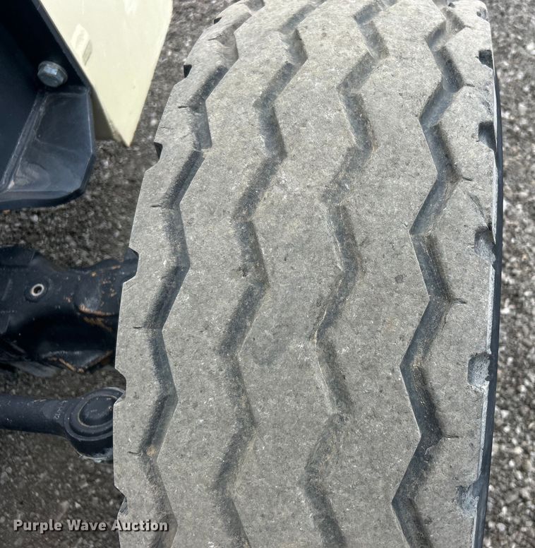 image for item EG0740 Ingersoll Rand RT-706J forklift