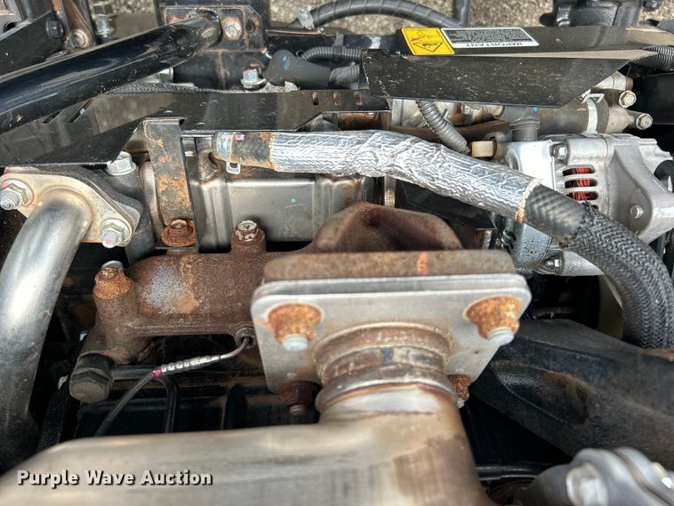image for item EG0744 2018 Yanmar YT235 MFWD tractor