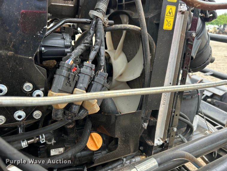 image for item EG0744 2018 Yanmar YT235 MFWD tractor
