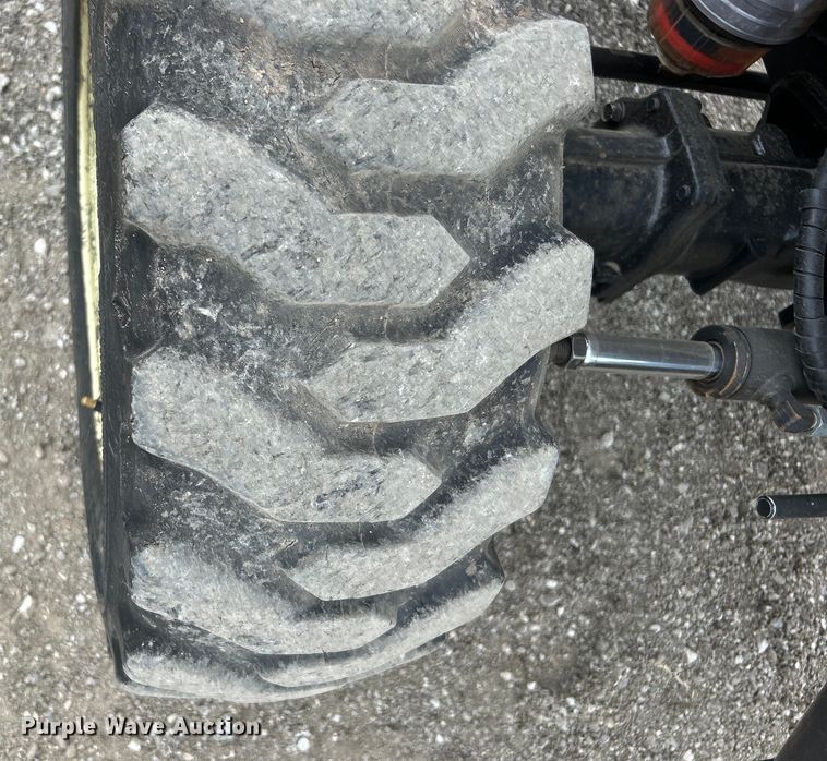 image for item EG0744 2018 Yanmar YT235 MFWD tractor