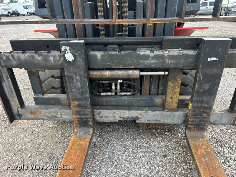 image for item EG0755 2004 Kalmar-AC, Inc. P80CX PS forklift