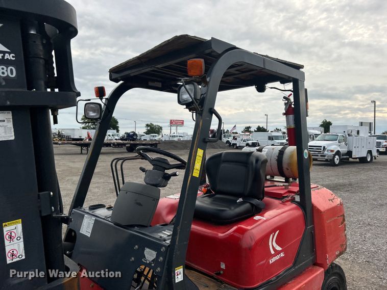 image for item EG0755 2004 Kalmar-AC, Inc. P80CX PS forklift