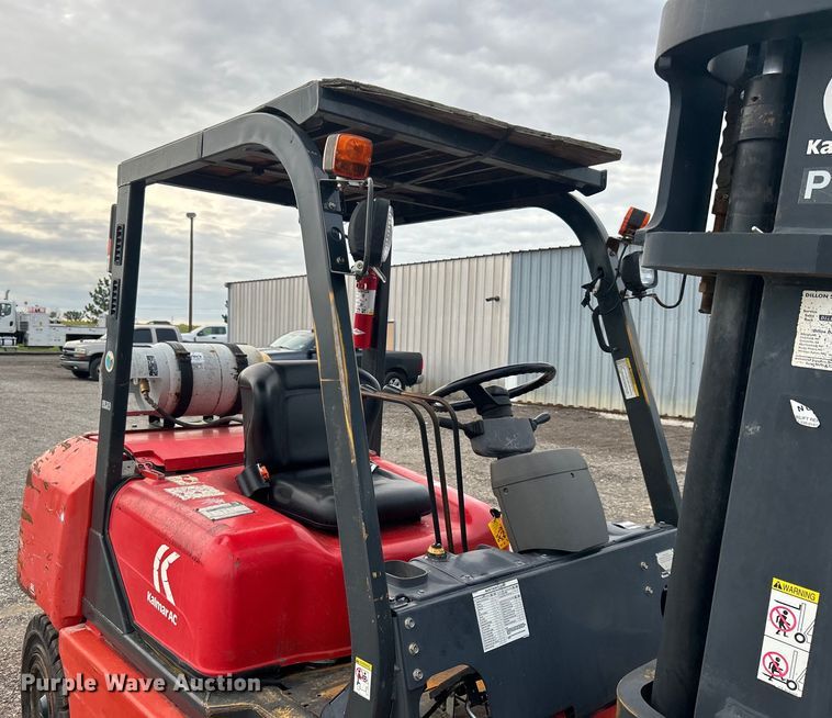 image for item EG0755 2004 Kalmar-AC, Inc. P80CX PS forklift