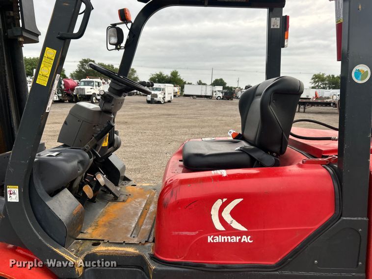 image for item EG0755 2004 Kalmar-AC, Inc. P80CX PS forklift